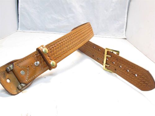 #201 size 30&#034; ntbw shoemaker police duty 2.25&#034; belt with brass buckle for sale