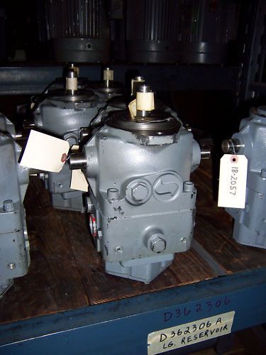 New sundstrand 18-2034 variable piston pump (nos) for sale