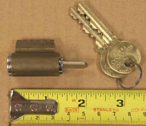 Medeco lock cylinder with 2 keys keyed alike 51S