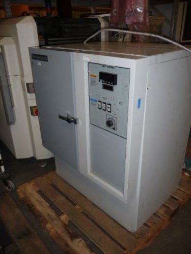 Despatch LEY1-35T Temperature Environmental Chamber  -30 to 177*C / -22 to 351*F