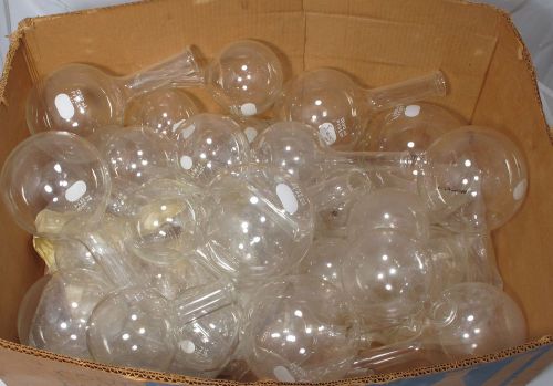 Box of 30 Pyrex Boiling Flasks 200, 500, 1000, and a 2000ml
