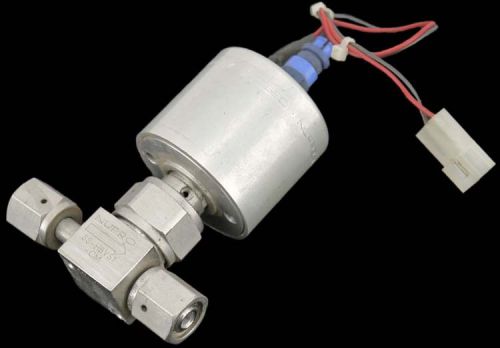 Swagelok nupro ss-hbv51-cm pneumatic fem vcr high-pressure bellows-sealed valve for sale