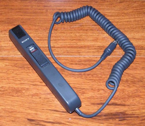 Sony (HU-25) Microphone Hand Control Unit Accessory for Sony (M2020)
