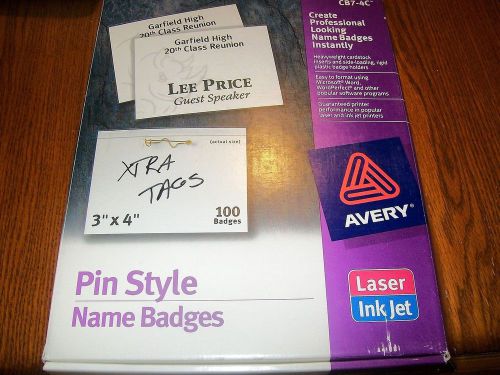 Avery Laser/Ink Jet CB7-4C Pin Style Name Badges 90 slips/119 plastic badges