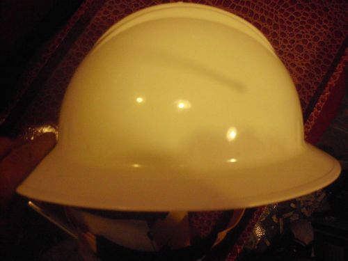 white medium  hard hat bullard model ansi z89 1-1997 type 1 class e &amp; g 303