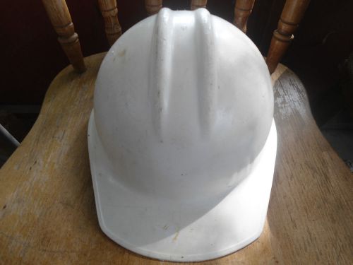 Bullard Hard Boiled Safety Helmet Hard Hat White Unusual 2 Rib Design