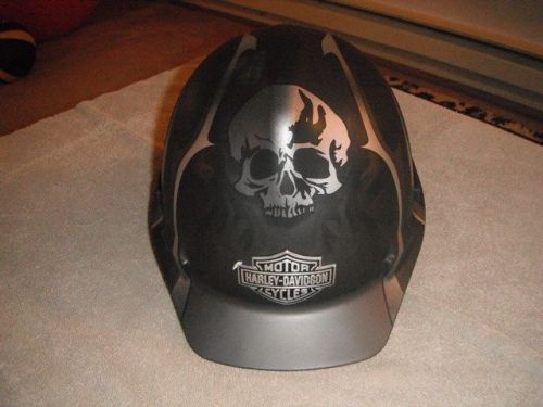 Harley Davidson Skulls Hard-Hat - Adjustable Ratchet system
