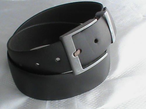 Vintage SAVVY 1.5&#034; genuine leather black jean belt size 34 silver buckle 40.5&#034;
