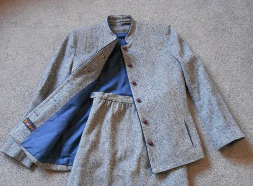 Treasured Domani Wool Tweed Easter Suit Size 10 Navy Piping Neru Neckline!