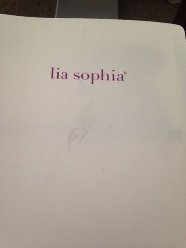 Lia Sophia Advisor handbook and training guide.