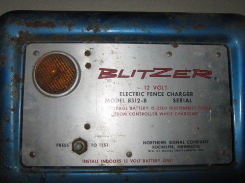 Blitzer 12 volt electric fencer