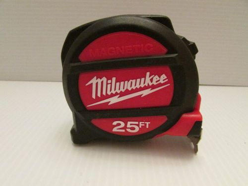 Milwaukee magnetic 25 FT tape measure