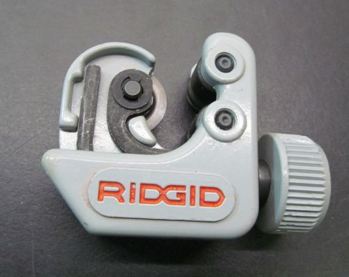 Ridgid 86127 118 Close Quarters Autofeed Midget Tubing Cutter (1/4&#034; - 1-1/8&#034;)