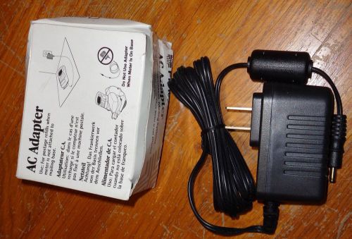 New In Box Pitney Bowes AC Adapter DD84002 For DM230 &amp; DM330 Meters
