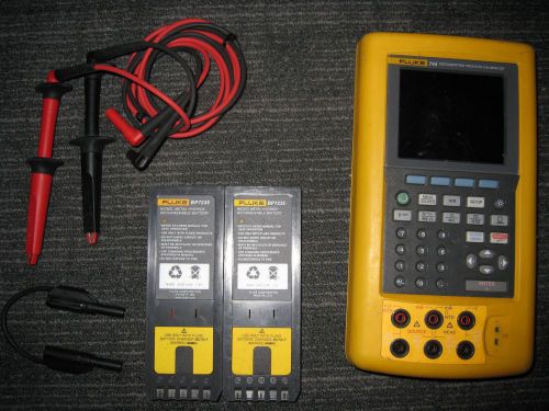 Fluke 744 documenting process calibrator with hart capability and extra battary for sale