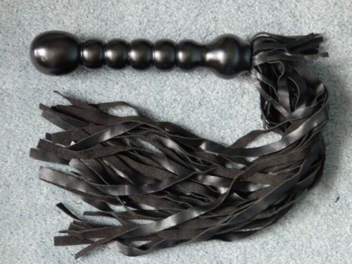 THUDDY Leather Flogger CAT OF 9 TAILS NEW w/ BLACK WOOD HANDLE - HORSE TRAINER