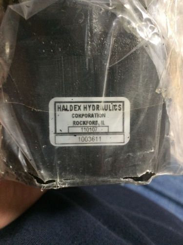 Crown Forklift PUMP, 109635, NEW