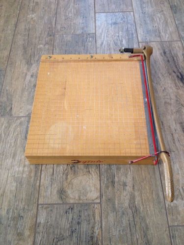 Ingento 1132 Guillotine Paper Cutter 12&#034; Natural Wood Base