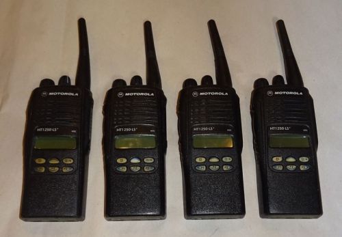 Lot of 4 Motorola HT1250 LS+ Portable Two Way Radios AAH25RDH9DP5AN