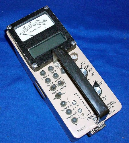 Ludlum 2220 Scaler Ratemeter Geiger Radiation for Parts or Repair