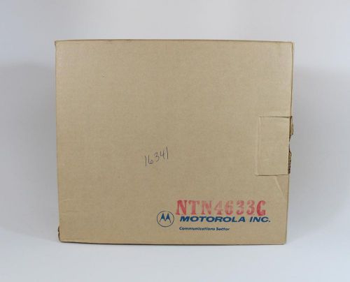 New Motorola NTN4633C Single Radio Charger HT600 MT1000