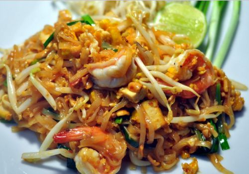 Pad Thai Stir-Fried Rice Noodle with Shrimp TF.10