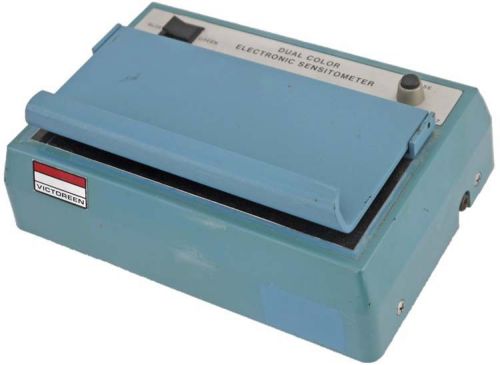 Nuclear Associates/Victoreen 07-417 Portable Dual Color Electronic Sensitometer