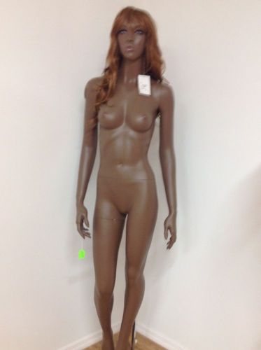 mannequins-chocolate female