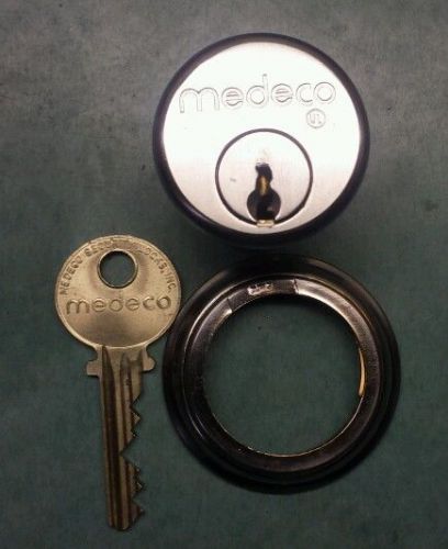 MEDECO 1 1/4&#034;  Mortise Cylinder Chrome 26D Standard Cam w/1 Key &amp; Collar   NOS