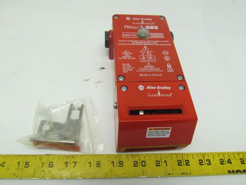 A-B Allen Bradley Atlas 5-GD2 Solenoid Safety Interlock Switch w/Guard NEW