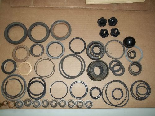 ASSORTMENT OF ORINGS V PACKING OLD NEW STOCK FROM FORD TRACTOR DEALER