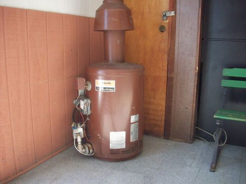 A. O. Smith Commercial Natural Gas Water Heater, Model BC-200