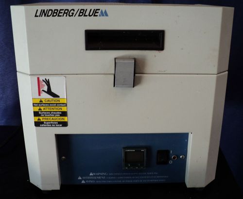 Lindberg Blue M 55035 Mini-Mite Tube Furnace 1&#034; Dia. 1100C Max Temp, 120V-Works!