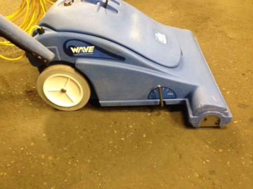 Windsor WAVE 28&#034; Wide Area Industrial Commercial Vacuum Wand/Bag Adjust-Handle