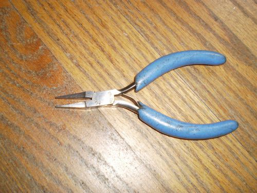 EXCELTA ITALY DUCK BILL PLIERS STYLE  Smooth Jaws &amp; Foam Rubber Grips 4-1/2&#034;