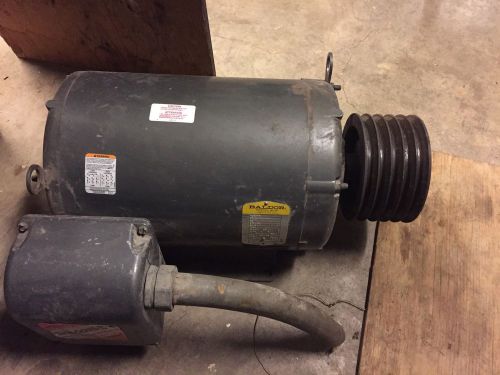 Baldor 3 phase motor 25hp 1760rpm m2531t with 5 belt pulley for sale