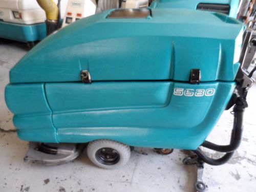 Tennant 5680 32&#034; Disk Floor Scrubber only 613 hrs