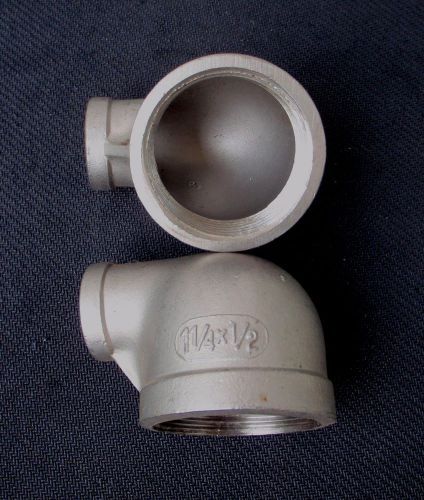 Stainless steel elbow 90 reducer 1 1/4&#034; - 1/2&#034; npt pipe re-125-050 for sale