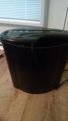 Paper Shredder  sh2106pa Techko Identity Guard w/ wastebasket TESTED &amp; WORKING