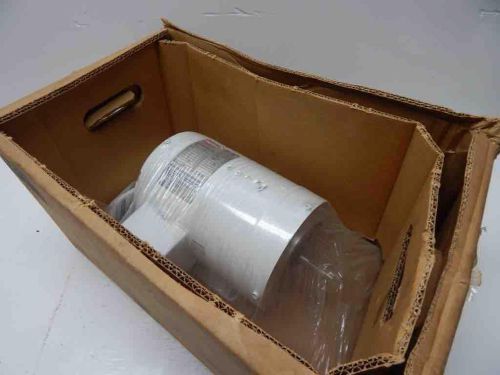 NEW! Dayton 1TRZ9 Washdown Motor 1HP Frame 56C RPM 3450 Volts 208-230/460 Phase