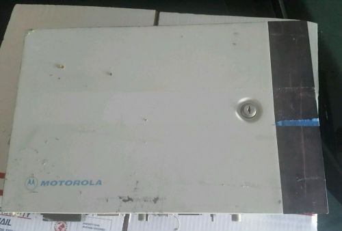 Motorola  R100 repeater for parts only