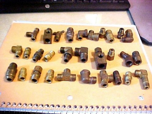 lot of 30 Threaded Brass Fittings, 90&#039;s, T&#039;s, shut off valve Various Sizes