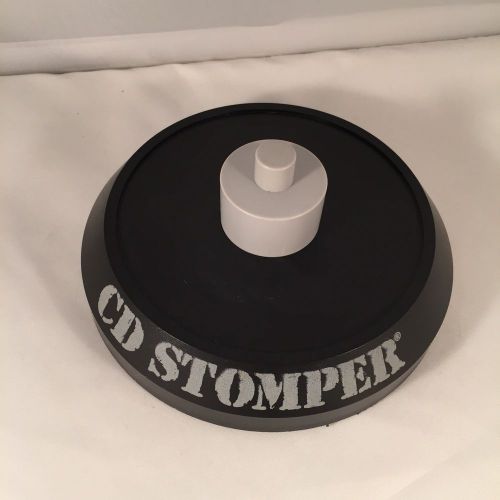 CD STOMPER CD/DVD LABEL APPLICATOR
