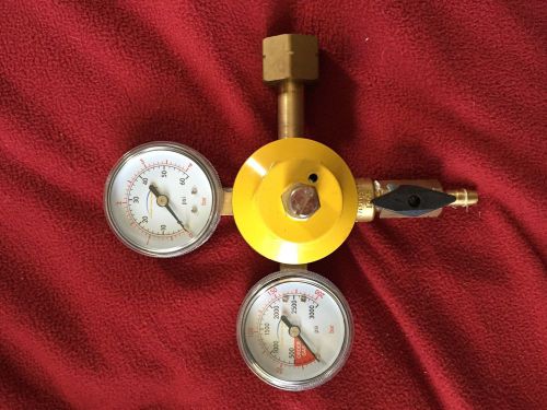 Dual Gauge Pressure Regulator