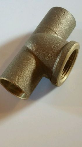 Cast bronze 3/4 in adapter tee