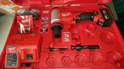 Milwaukee forcelogic m18 10 ton knockout tool kit 2676-20 new for sale