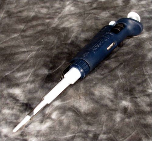 * GILSON PIPETMAN P20 PIPETTE, 2-20 ul