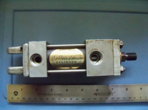 Schrader gold medallion pneumatic cylinder 2 1/2&#034; bore 7&#034; stroke 5/8 rod  # 0777 for sale