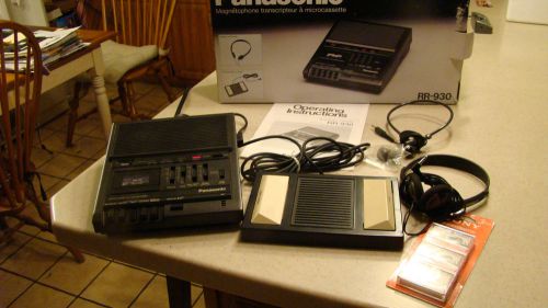 Panasonic Microcassette Transcriber RR-930  W Foot Pedal in Original Box tested