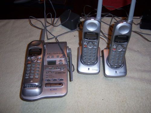 Panasonic kx-tg2383s 2 .4ghz cordless phone 3 handsets answering works great for sale